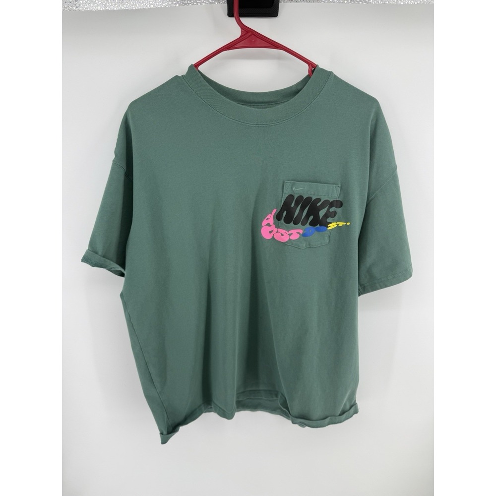 Nike Sportswear Green Graphic Pocket T-Shirt Multicolor Wavy Logo XL